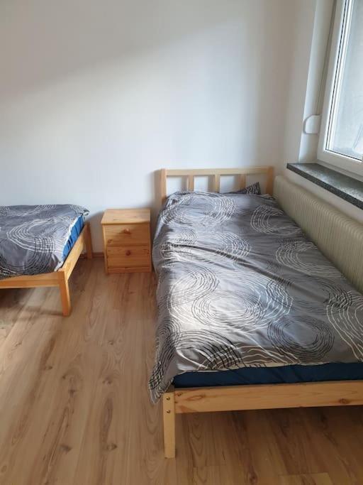 Schoene 2 Zimmer Wohnung Im Herzen Von Gleisdorf Kültér fotó